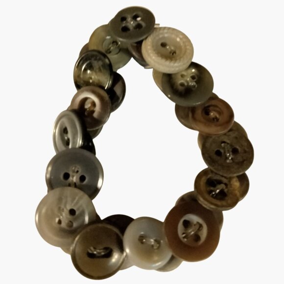 Vintage Button Gray Bracelet Handmade Unique Design - Picture 1 of 3